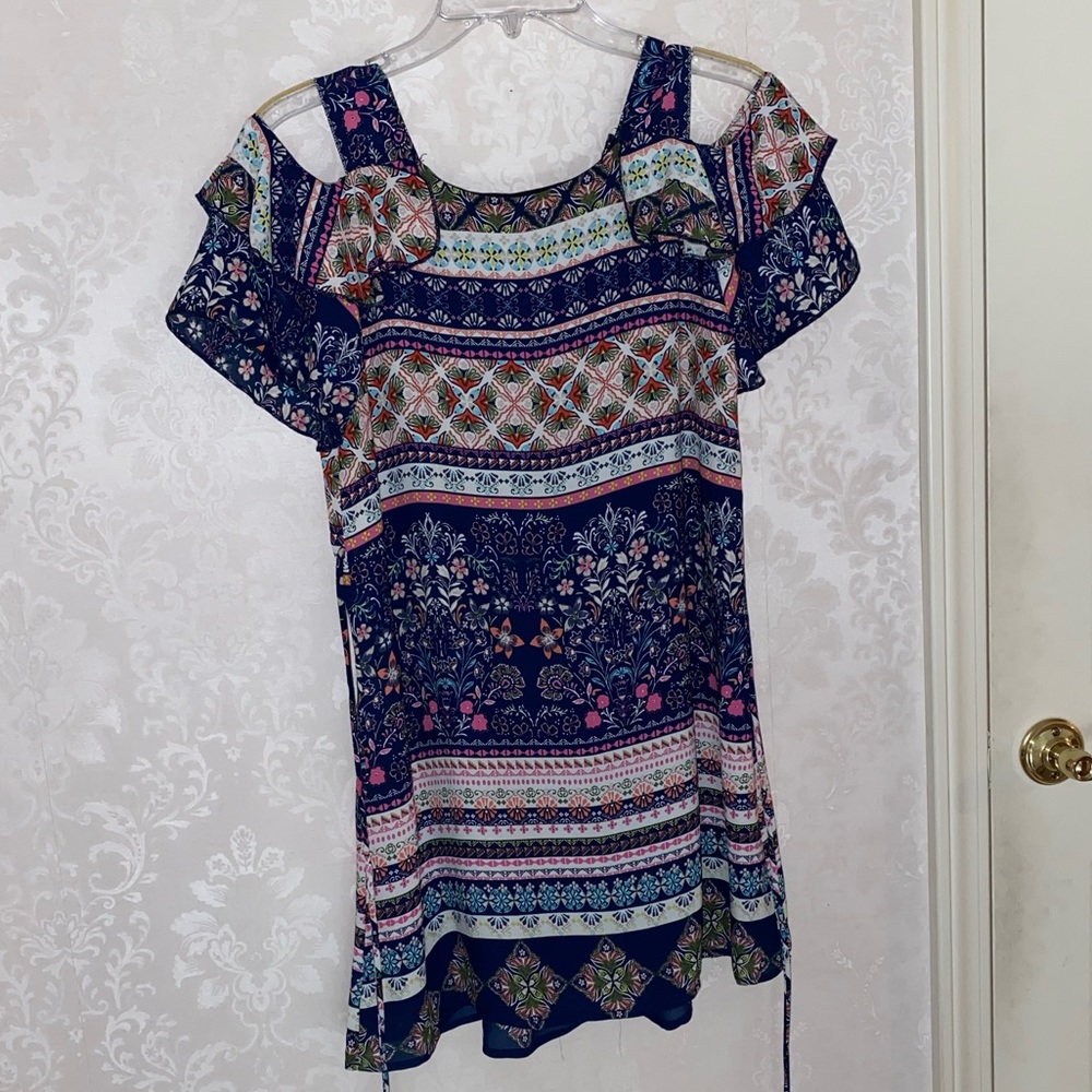 Xtraordinary dress